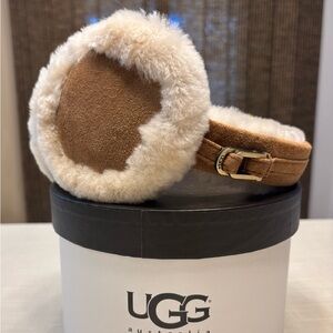 UGG Australia Classic Wired Earmuffs Chestnut Suede Shearling Tech Headphones